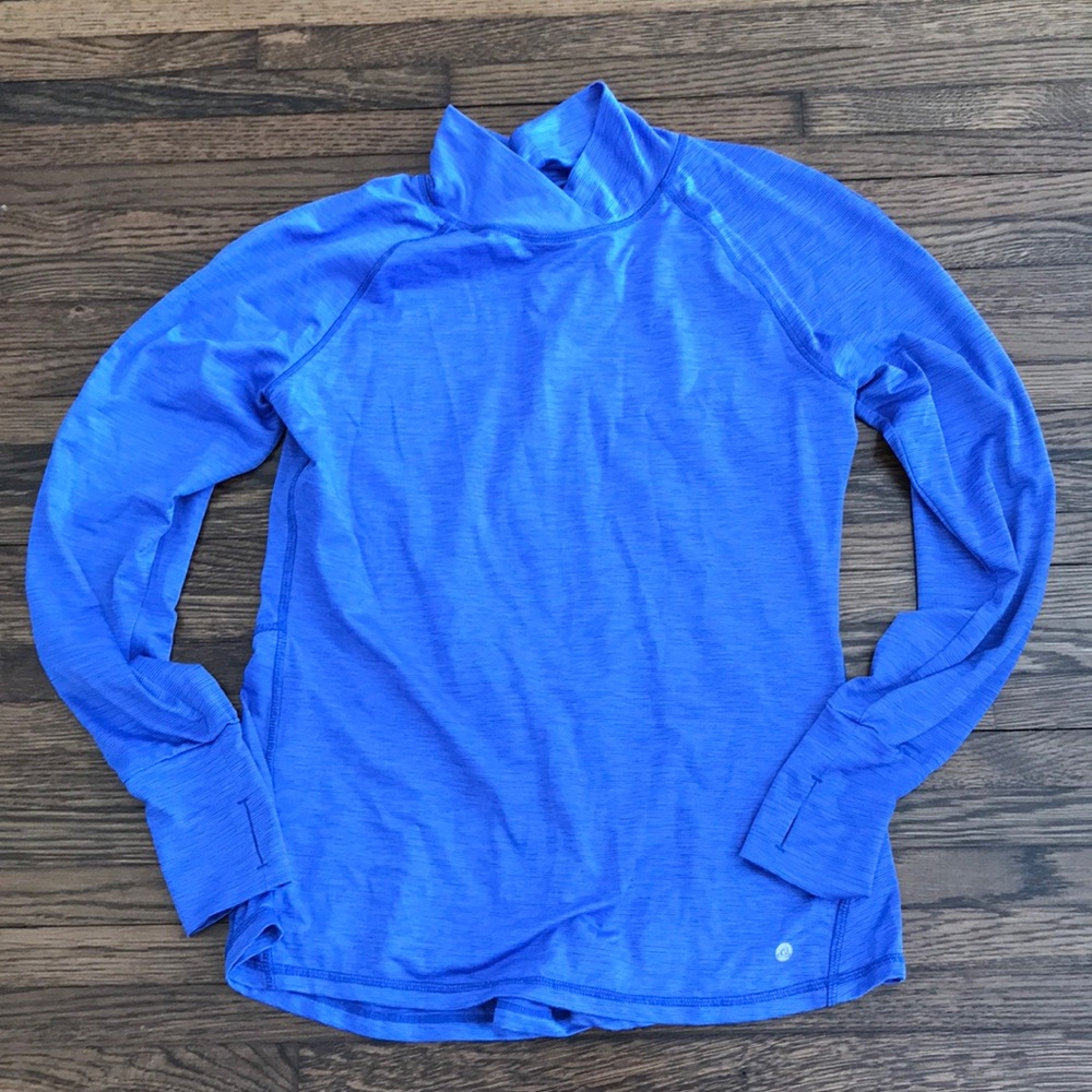 Workout pullover